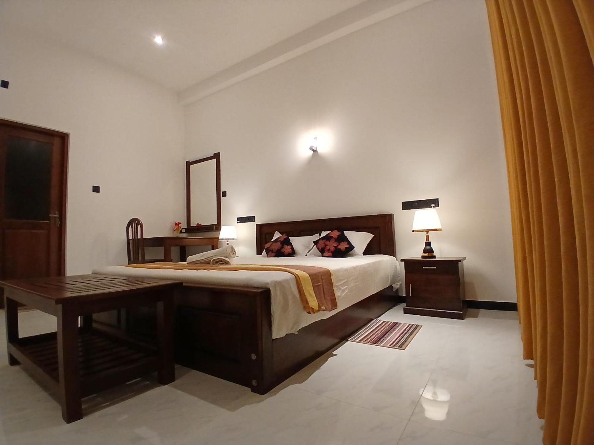 Coco Mount Residence - Hiriketiya Диквела Екстериор снимка